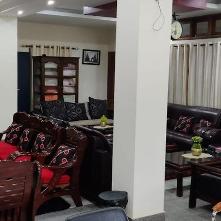 Iranyai Homestay อิมฟัล ภายนอก รูปภาพ