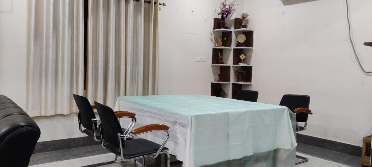 Iranyai Homestay อิมฟัล ภายนอก รูปภาพ