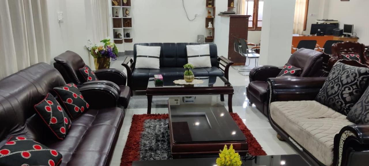 Iranyai Homestay อิมฟัล ภายนอก รูปภาพ