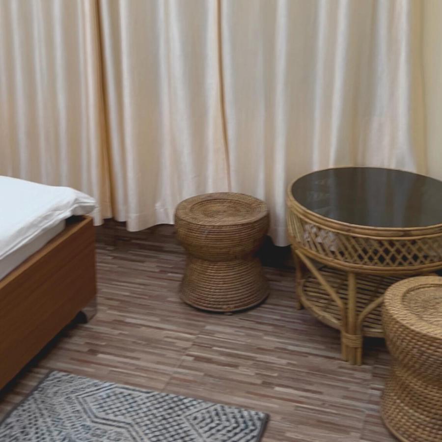 Iranyai Homestay อิมฟัล ภายนอก รูปภาพ